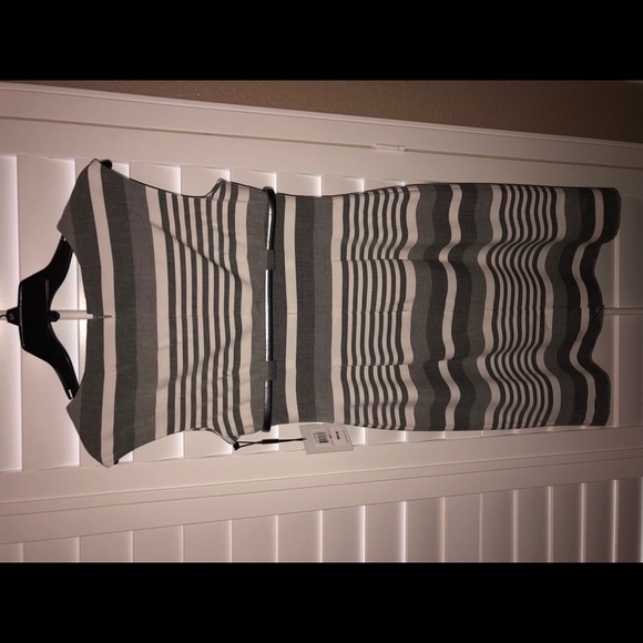 NWT Calvin Klein elegant dress - Picture 6 of 8